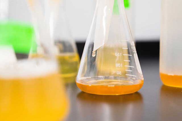 Multi-ring aromatic hydrocarbons